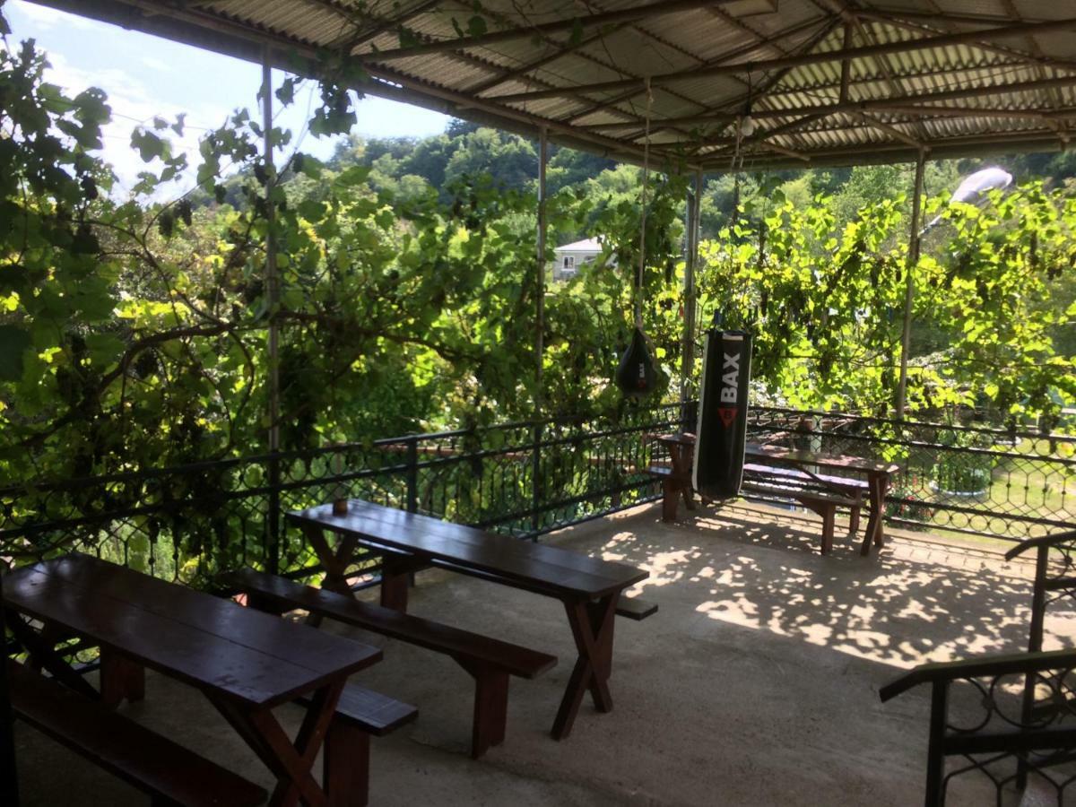 Guesthouse At Oleg'S Zolotoy Bereg 古达乌塔 外观 照片